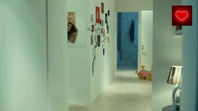 ОБАЛДЕННЫЙ ТРЕК / гр. Мы из 90х - Розы белые смотреть онлайн