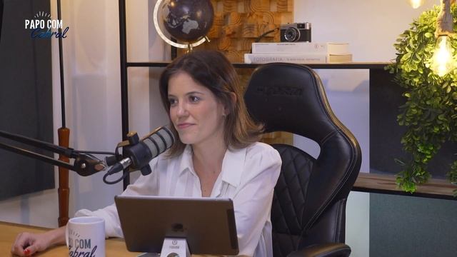 A VERDADE SOBRE A FARRA DOS GUARDANAPOS E SAMBA COM MARTINHO DA VILA смотреть онлайн