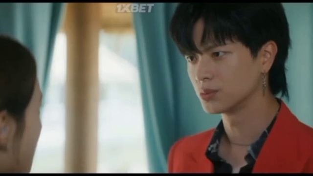 Юк Сон Чжэ, (песня: дай мне надежду снять с тебя одежду)Дорама:золотая ложка. смотреть онлайн