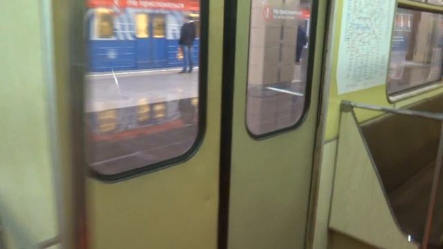 Перегон Речной Вокзал - Ховрино + обзор новой станции смотреть онлайн