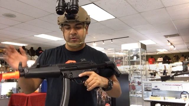 1 Minute Review Featuring the Elite Force HK Competition MP5 A4/A5 AEG смотреть онлайн