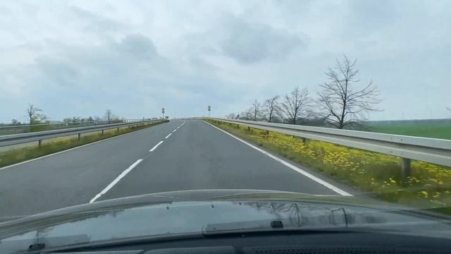 0 - 100 km/h. Speed-Test mit dem Mercedes W202 C-Klasse C200. Beschleunigung 0-100 km/h смотреть онлайн