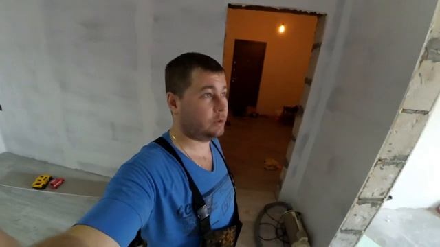 Построил дом в деревне за миллион рублей!!! [жизнь в деревне] смотреть онлайн
