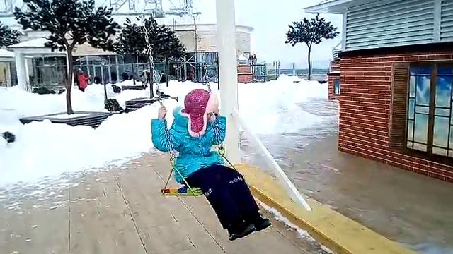 Центро-парк, 7 этаж, качели смотреть онлайн