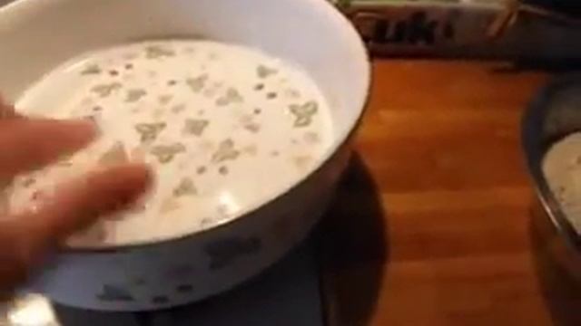 Курочка вкусная-Хлеб как камень но мы не теряемся смотреть онлайн