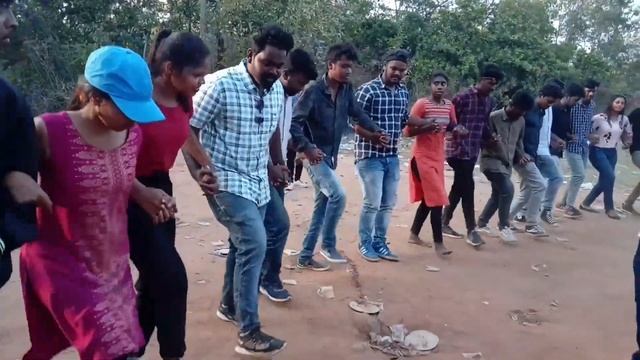 Girls nagpuri chain dance ||nagpuri sadri sailo dance ||nagra sadi sailo dance ||nagpurichaindanc смотреть онлайн
