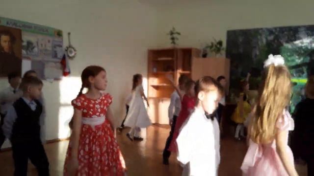 Поздравление с Днем матери 2 г класс БОУ "Знаменская средняя школа" смотреть онлайн