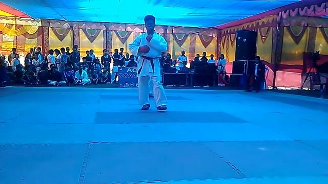 Prades stariya karate (knockout)prades number 1( under 45 kg)dhan kumar rai смотреть онлайн