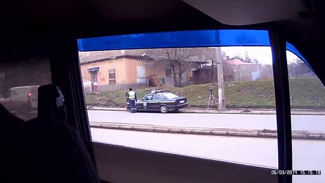 ГАИ ОДЕССА ВИЗИРЬ И ПОДСТАВНОЙ НА ТРОТУАРЕ ЗАГОРАЕТ !!! смотреть онлайн