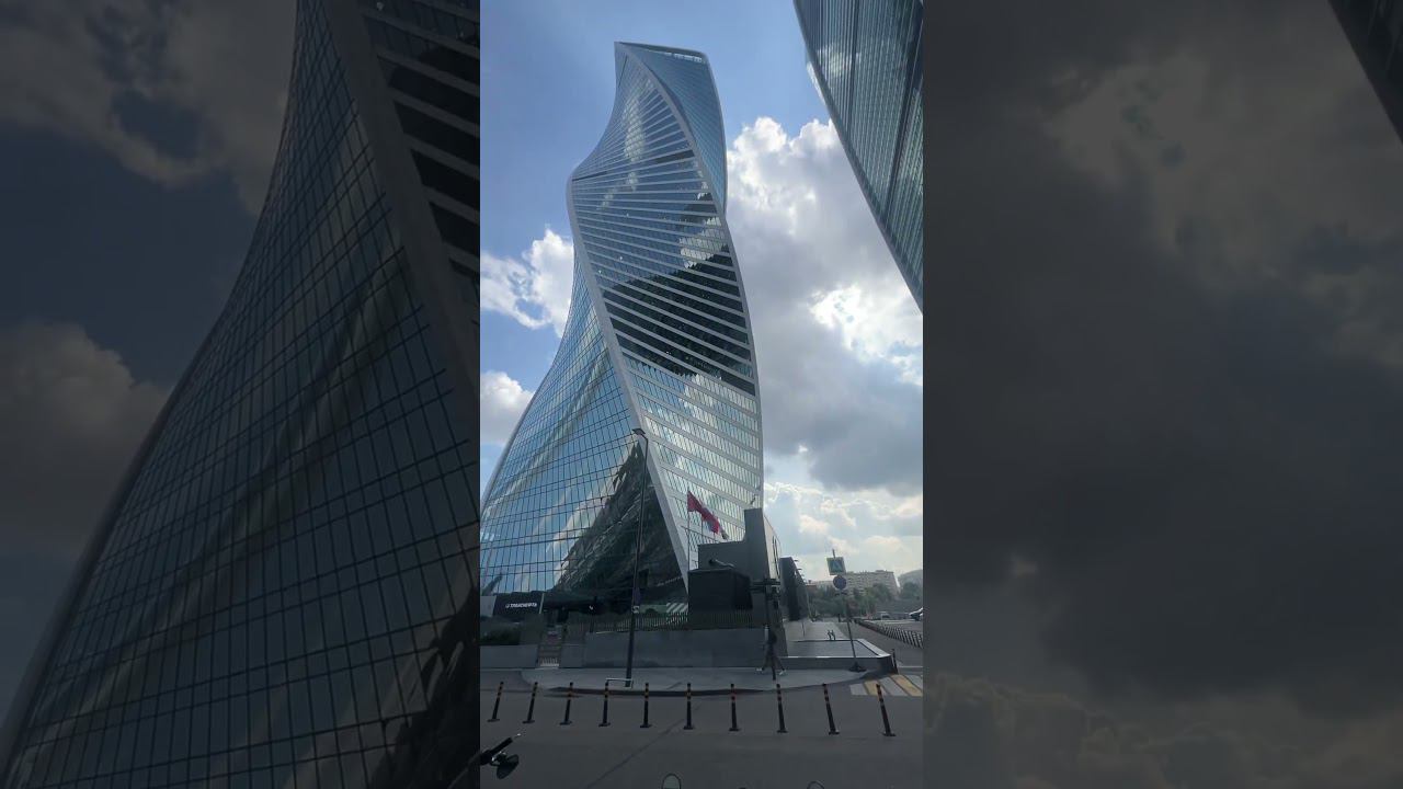 Он приехал в небоскреб #ТРАНСНЕФТЬ на старинном байке смотреть онлайн