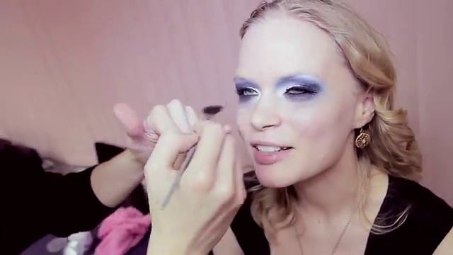 Москва: Трехчасовой мастер-класс по визажу смотреть онлайн