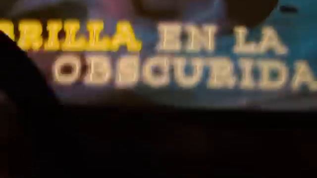 Tabla Ouija Hasbro brilla en la oscuridad смотреть онлайн