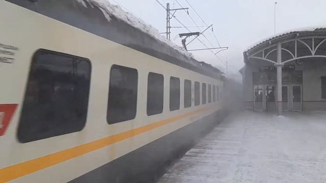 Электропоезд ЭП2Д-0065 платформа Жаворонки до станции Голицыно 21.12.2021. смотреть онлайн
