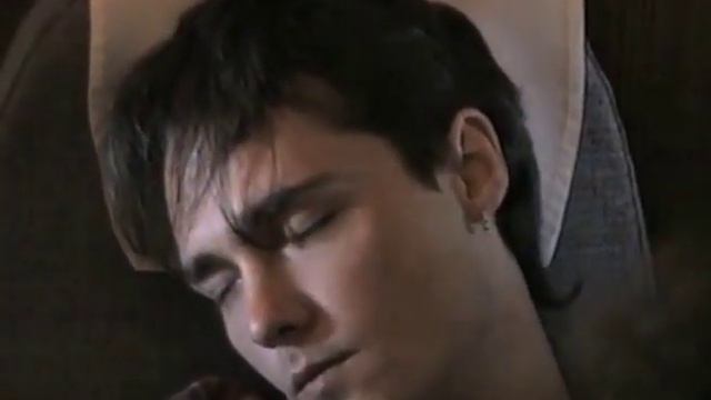 Юрий Шатунов спит смотреть онлайн