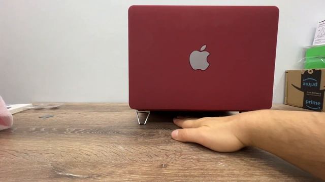 The LAPTOP STAND You Need for your Macbook смотреть онлайн