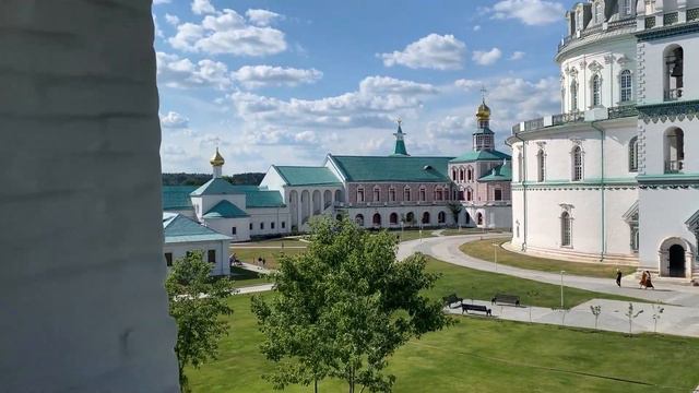 Малиновый звон. Колокольня Новоиерусалимского монастыря смотреть онлайн