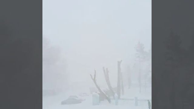 ЭТО ЖЕСТЬ!!!! ГРОМ И МОЛНИИ ЗИМОЙ В МЕТЕЛЬ!!!! КЕМЕРОВО. РОССИЯ смотреть онлайн