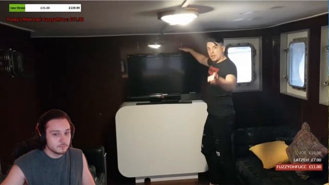 Reacting to Gross Gore's Yacht Tour смотреть онлайн