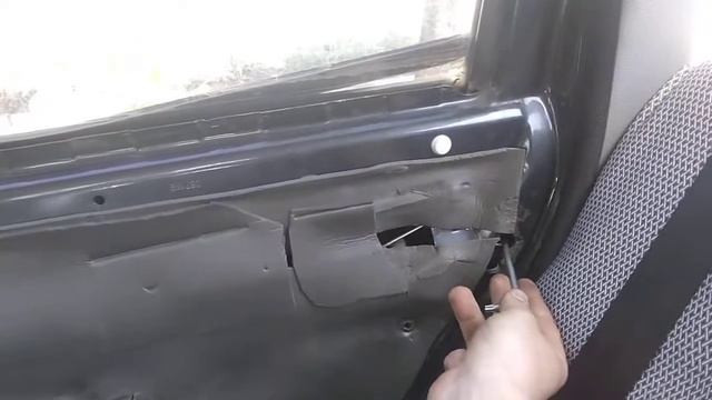 Как открыть дверь логан сломали замок. Всё оказалось очень просто. смотреть онлайн