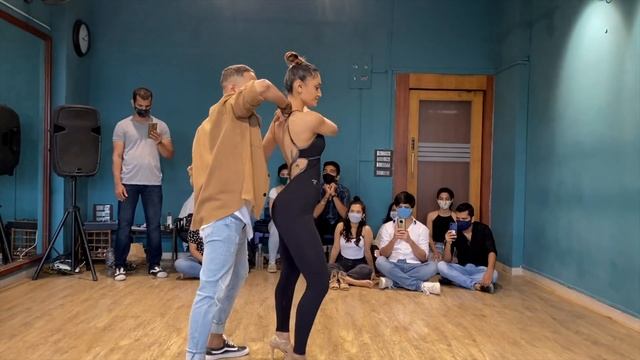 Cornel and Rithika Bachata Sensual In My Bed Rotimi ft Wale Dj Manuel Citro Bachata Remix смотреть онлайн