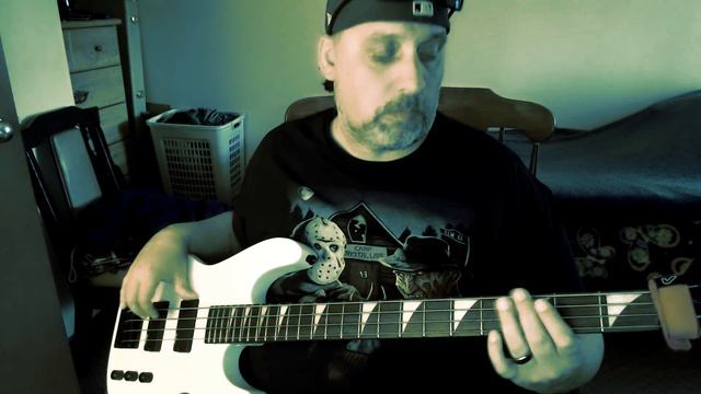 Bass cover of ELP ~Lucky Man смотреть онлайн