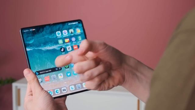 Huawei Mate X3 - Pliabilul făcut ca la carte (review română) смотреть онлайн
