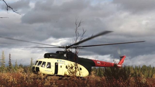 Вертолет садится в лесотундре / The helicopter is landing смотреть онлайн