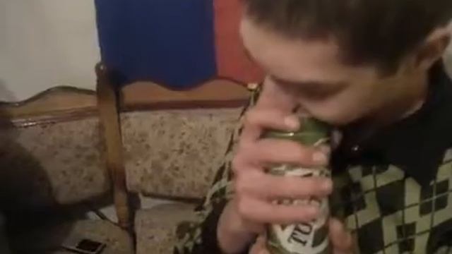 Вот как нужно открывать жестяные банки смотреть онлайн