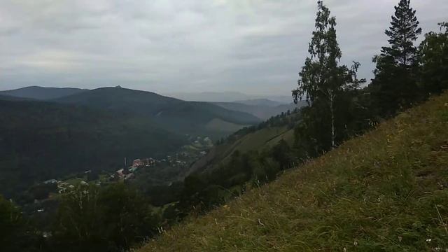 Возле скалы Синильга (Торгашинский хребет) смотреть онлайн