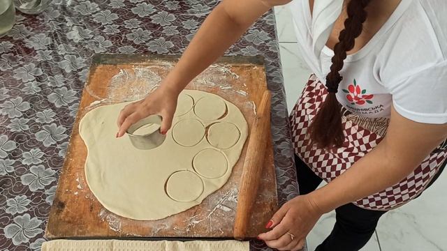 Вареники з вишнями онлайн смотреть онлайн