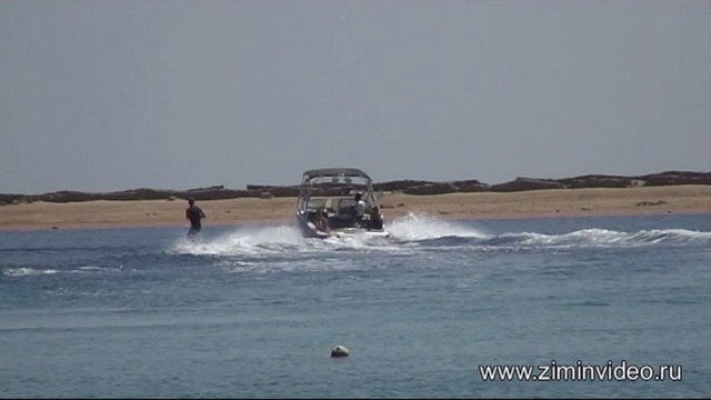 Красное море. Водные лыжи в Дахабе. Water skis in Dahabe смотреть онлайн