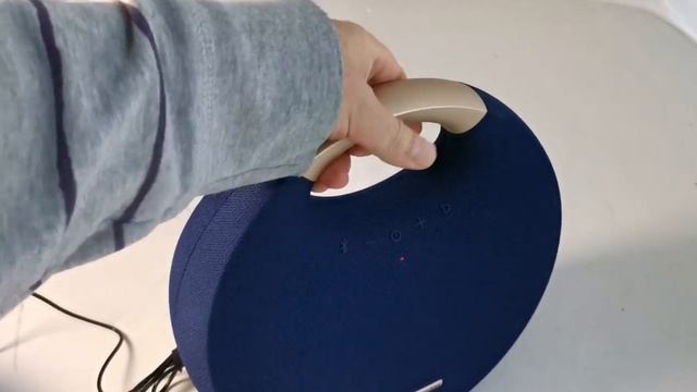 Harman Kardon Onyx Studio 5 Bluetooth speaker Unboxing and Testing смотреть онлайн