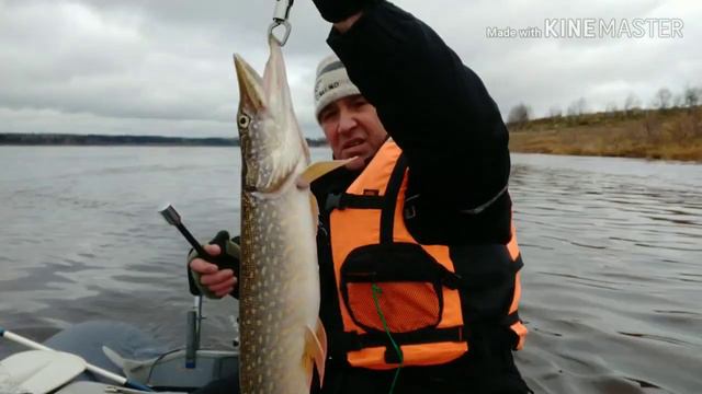 Троллинг на реке. Закрытие сезона 2019. смотреть онлайн