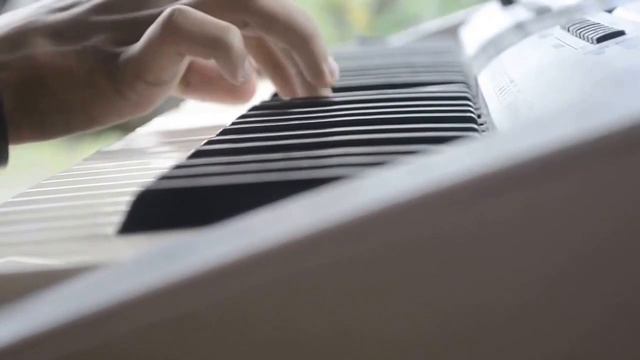 Baarish on Yamaha Motif ES7 By Abhinav Krishna (insta - @malahayude_chekuthan ) смотреть онлайн