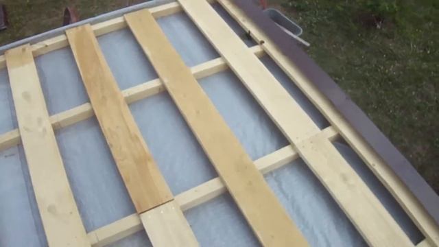 КД - 3 Хоз блок. Веранда, внутренние стены, пленка, обрешетка, металлочерепица. 6 - 10 день. смотреть онлайн