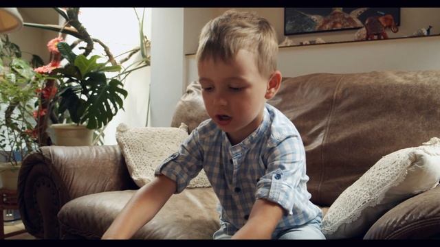 Бульдозер. Играем вместе - Даня Сухарев смотреть онлайн