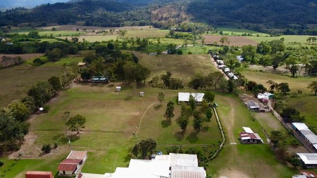 Hospital Socorro de lo Alto, Sula Honduras смотреть онлайн
