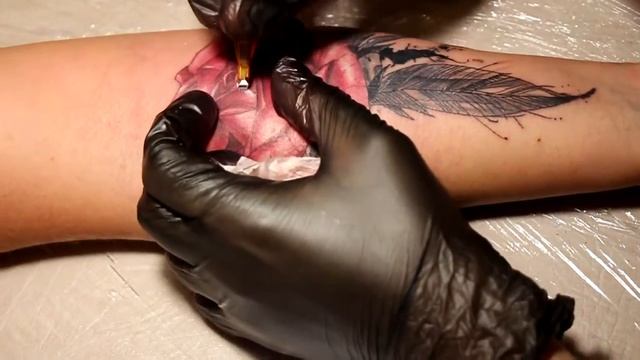 Татуировка. Роза. Процесс. Мастер Виталий Валиахметов смотреть онлайн