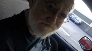 ЗЛОЙ ДЕД ПРОБУЕТ ХОД-ДОГИ ИЗ БУРГЕР КИНГА