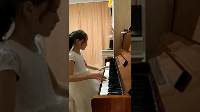 Черни - Гермер Избранные этюды Ч 2 Этюд №6 смотреть онлайн