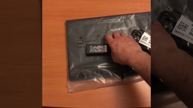Unboxing Laptop Dell 3552 Intel Celeron N3060 4 Gb RAM 500 Gb HDD смотреть онлайн