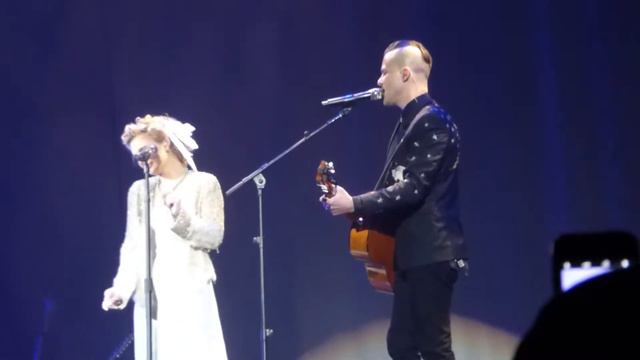 Clare Bowen @ James Brown Arena- Part 1- May 25, 2018 смотреть онлайн