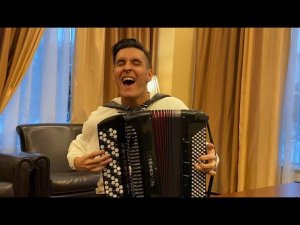 Раиль Арсланов Arslan об иностранцах и их реакции на татарскую музыку, о блогерах и своих песнях