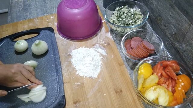 Пицца СВЕТОФОР, на кефире. ВКУСНЯШЕЧКА))) смотреть онлайн