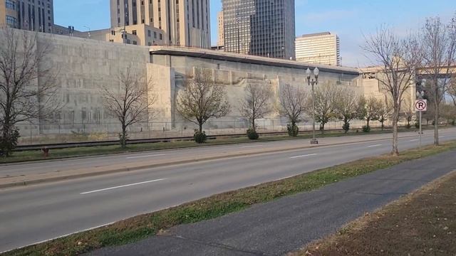 Многоэтажная Америка. Столица штата Миннесота #миннесота #самсонизамерики #сша смотреть онлайн