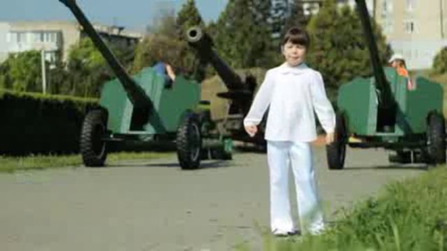 Анна Комякова Аист на крыше смотреть онлайн