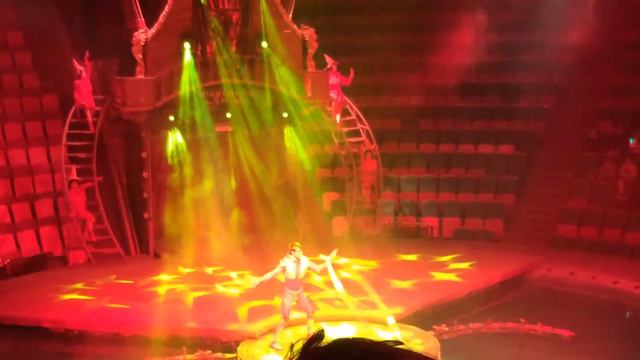 Цирк на воде смотреть онлайн