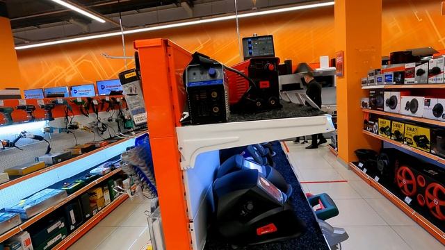 ЛАЗАРЕВСКОЕ и Я ? ТЦ "Бирюза" ,магазин "ДНС" смотреть онлайн