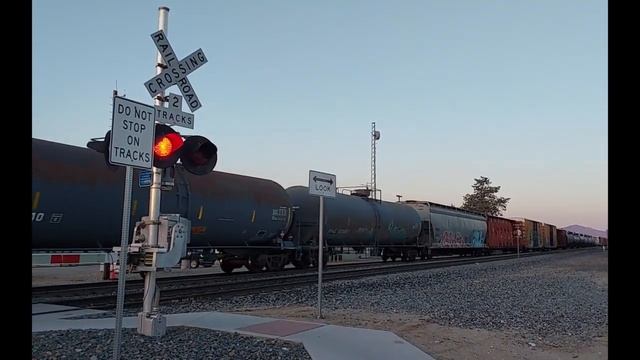 Railfanning at Tehachapi 5/10/23 смотреть онлайн