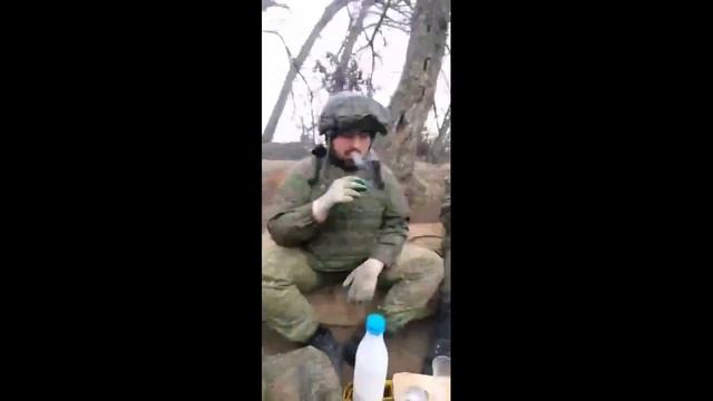 ОСетин - Алан поёт под гитару 👍 смотреть онлайн